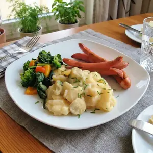 Traditional German vegetable recipes with a modern touch. Simple, hearty sides full of flavor, color, and Oma-approved comfort.