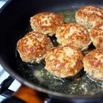 Tasty German sausage patties that you can make as quickly and healthy as you want, from fresh meat that you choose. You choose the flavours you like best.
