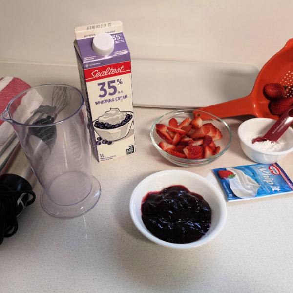 Getting the filling ready. Don't be afraid to get crafty with these when you make them, you can fill them with any fruit you desire!