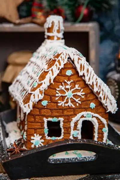 German Gingerbread House Idea #22