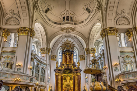 The extravagant St. Michael's Church in Hamburg!
