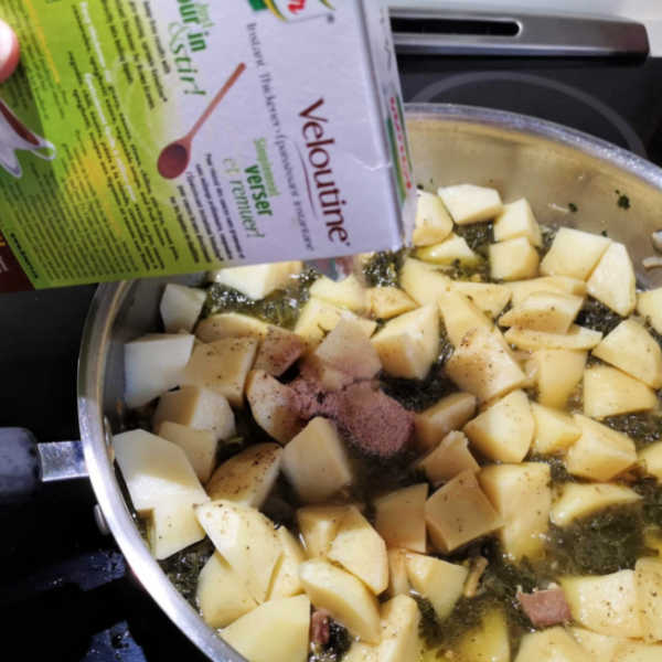 Add thickener to make Oma's Kale and Potato Recipe ~ Grünkohl mit Kartoffeln Add thickener to make Oma's Kale and Potato Recipe ~ Grünkohl mit Kartoffeln, made the easy way, all in one pot. Similar to Grünkohl mit Pinkel!