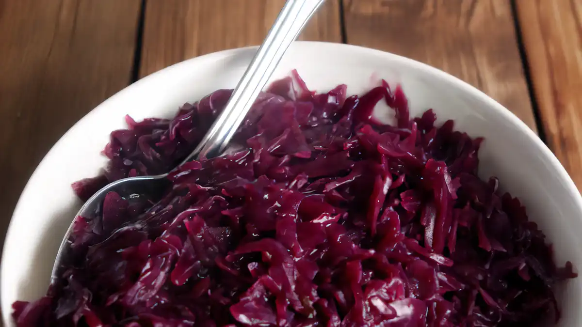 Yummy! German recipe for Red Cabbage ... so traditionally delicious.