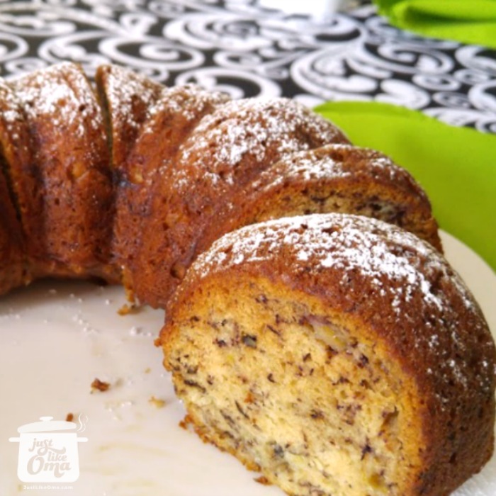 Oma's banana bread recipe, super simple, easy, and delicious (and it's vegan) Oma's banana bread recipe, super simple, easy, and delicious (and it's vegan)