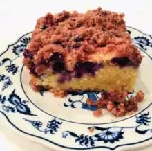 Blueberry Streusel Cake (Blaubeer-Streusel-Kuchen)