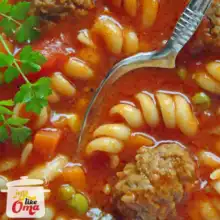 Italian Meatball Soup (Italienische Fleischklößchen-Suppe)