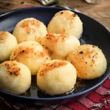 Instant Mashed Potato Dumplings (Kartoffelklöße)