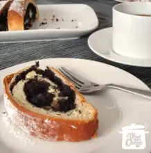 Poppy Seed Roll (Mohnrolle / Mohnstriezel)