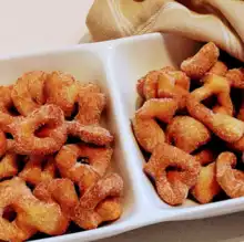 Deep-Fried Pastries (Räderkuchen)