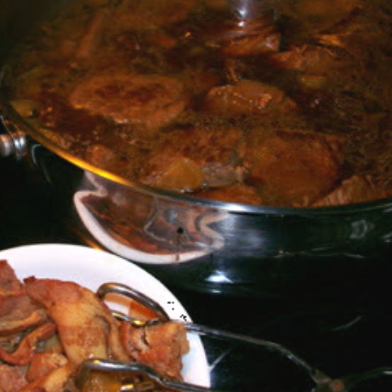 Brown the onion and bacon for maximum rouladen flavor for the flatladen Brown the onion and bacon for maximum rouladen flavor for the flatladen