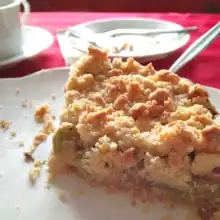 Rhubarb Cake (Rhabarberkuchen)