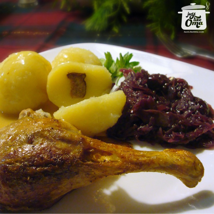 https://www.quick-german-recipes.com/images/roast-duck-recipe-700wm.jpg