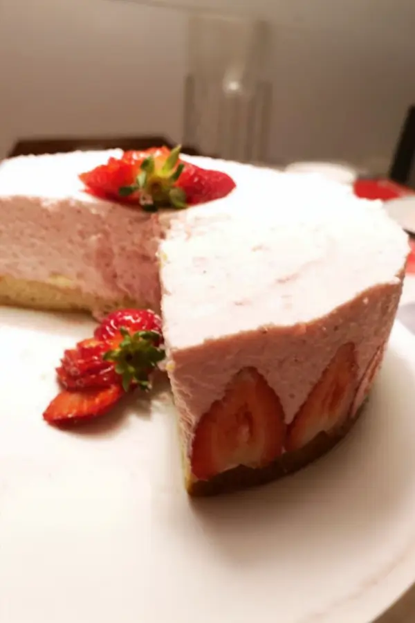 Strawberry Cream Torte