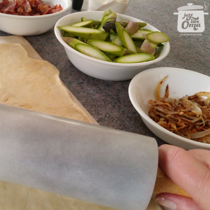 Making Oma's Tarte Flambèe ~ Flammkuchen, It's always good to keep your ingredients organized! Set up a little train of toppings. Making Oma's Tarte Flambèe ~ Flammkuchen,