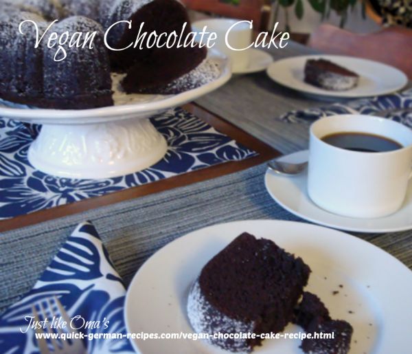 Vegan Chocolate Cake (&amp; Mini-muffins): Omas veganer Schokoladenkuchen.
