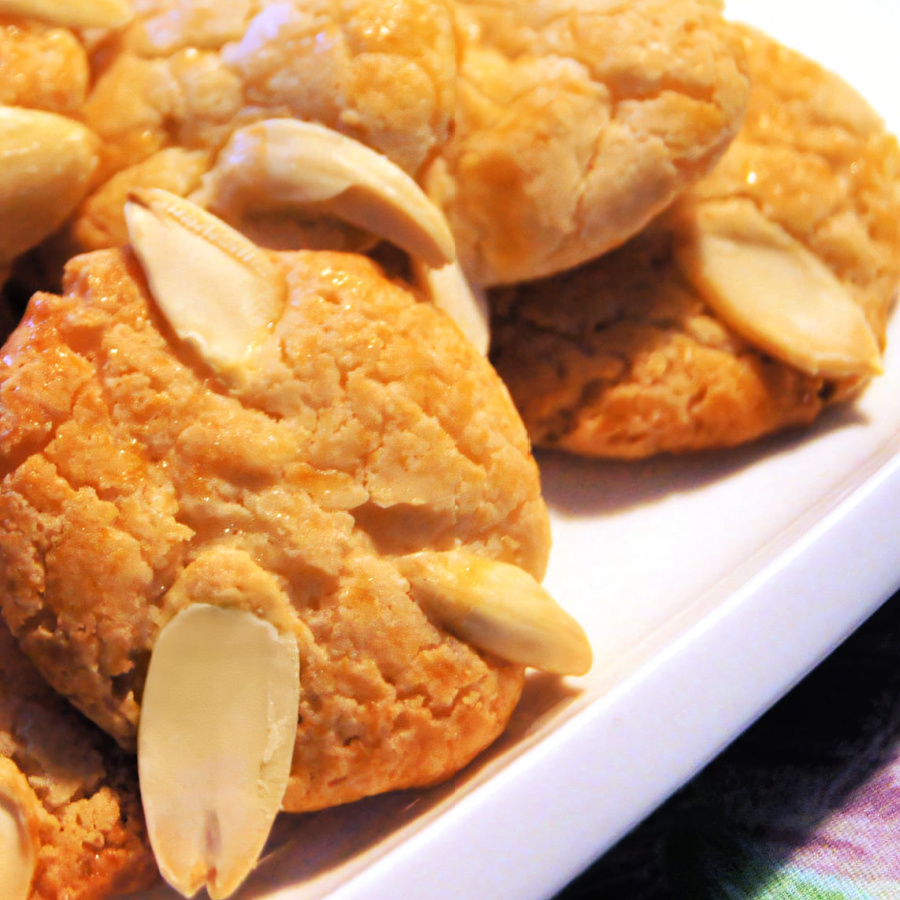 Bethmännchen -- traditional German cookies made with marzipan. Made just like Oma.