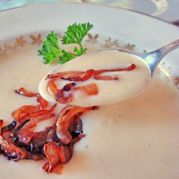 Yummy German Cheese Soup with browned onions! Made just like Oma.