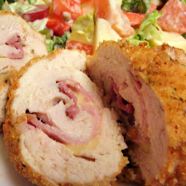 Oma's Chicken Cordon Bleu Recipe ~ Hähnchenrouladen