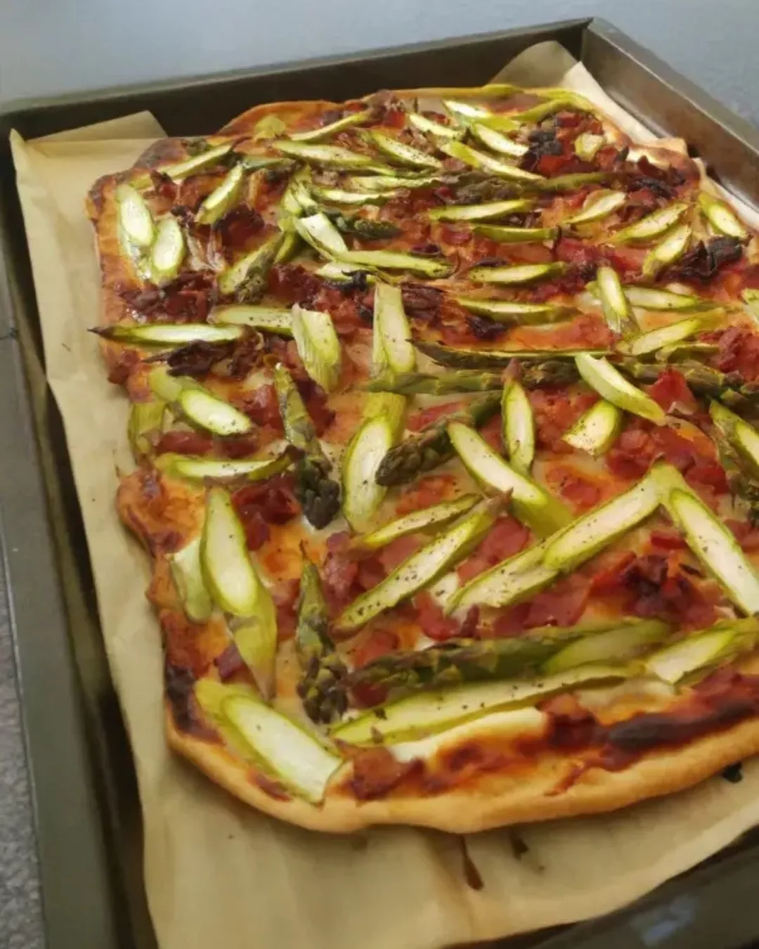 Oma's Tarte Flambèe ~ Flammkuchen ... a type of German pizza, this one with sliced asparagus, bacon, and caramelized onions