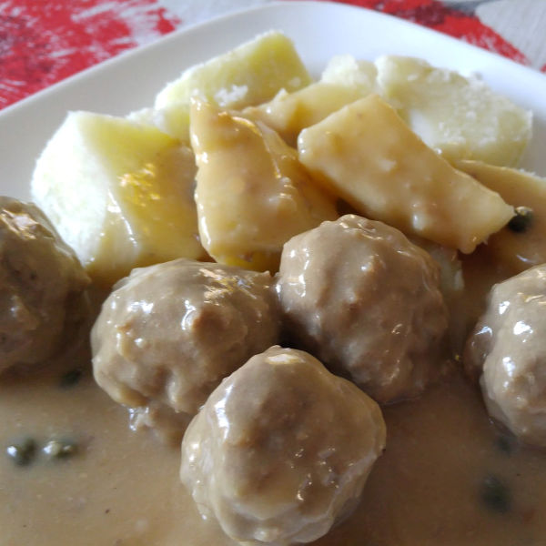 Yummy German meatballs, called Königsberger Klopse